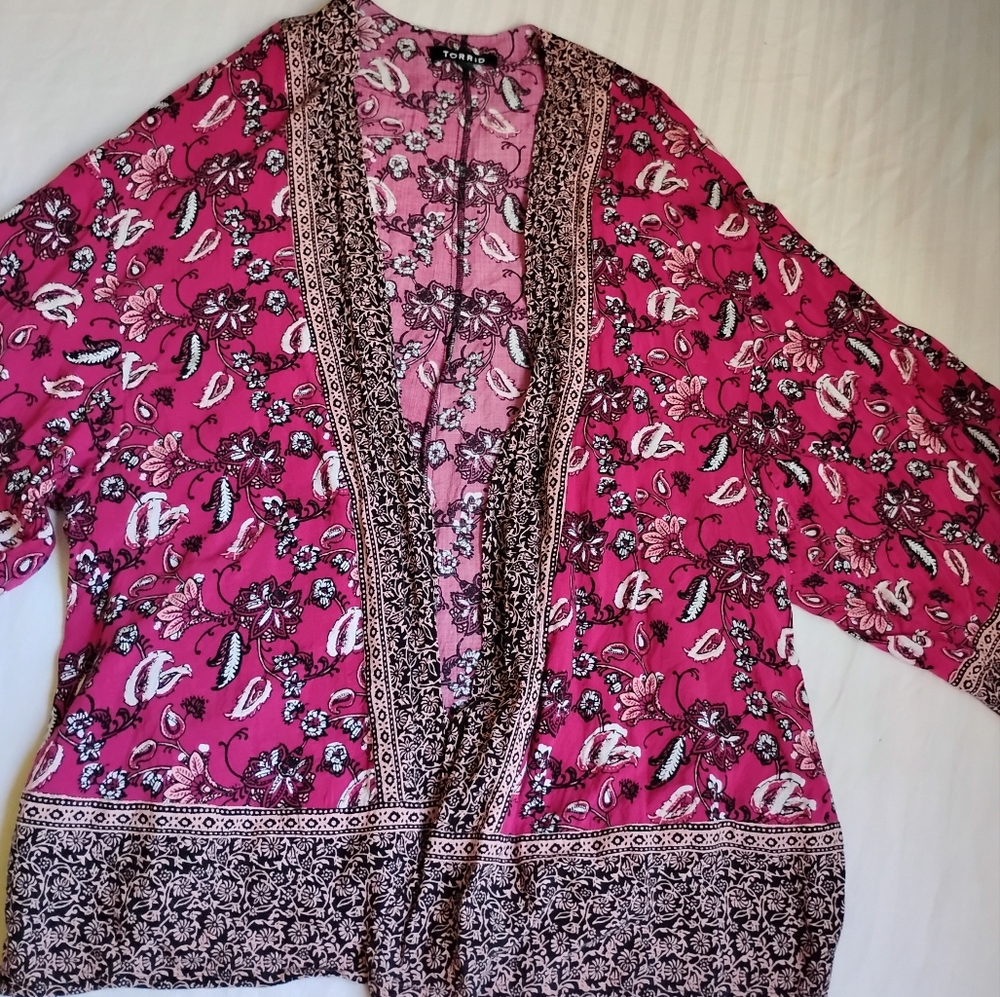 Torrid Floral Kimono Cardigan 2x 1/2 Open Front Lightweight Boho Casual